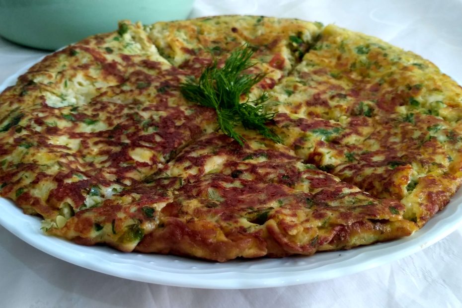 İster kahvaltılık ister diyet için kolayca hazırlayabileceğiniz kabaklı omlet tarifi nasıl yapılır?